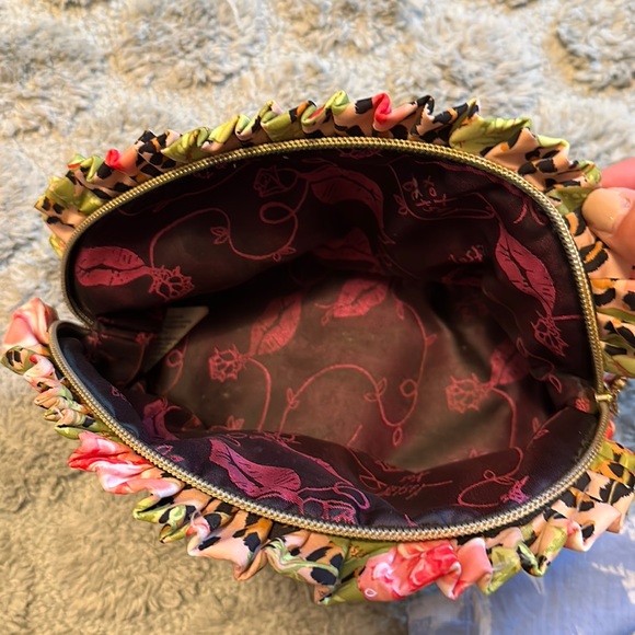 Betsey Johnson Makeup Bag - Picture 4 of 5